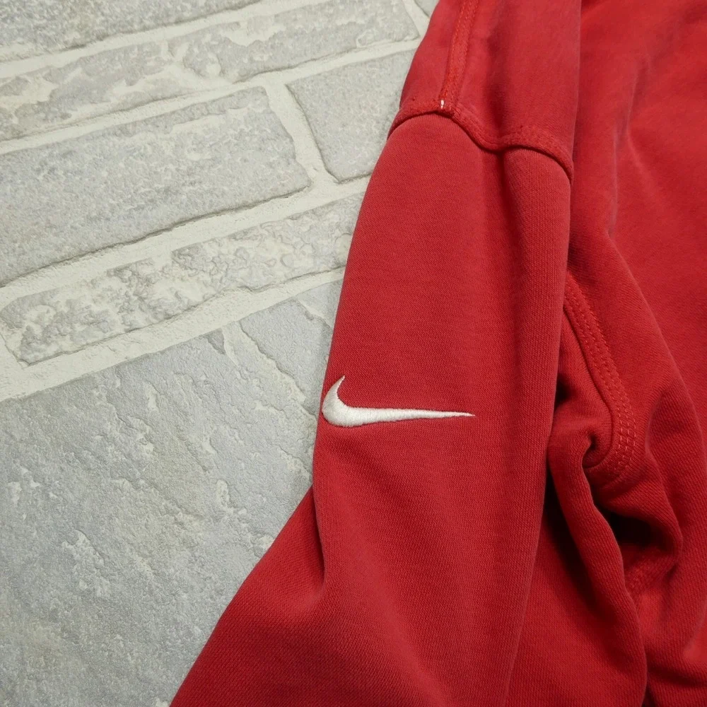Nike old tree